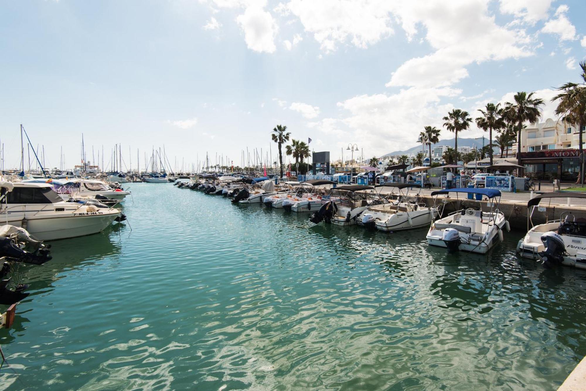 Apartmento En La Pequena Venecia, Puerto Marina Benalmádena Exteriör bild